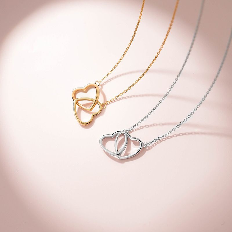 Collier coeur entrelacé