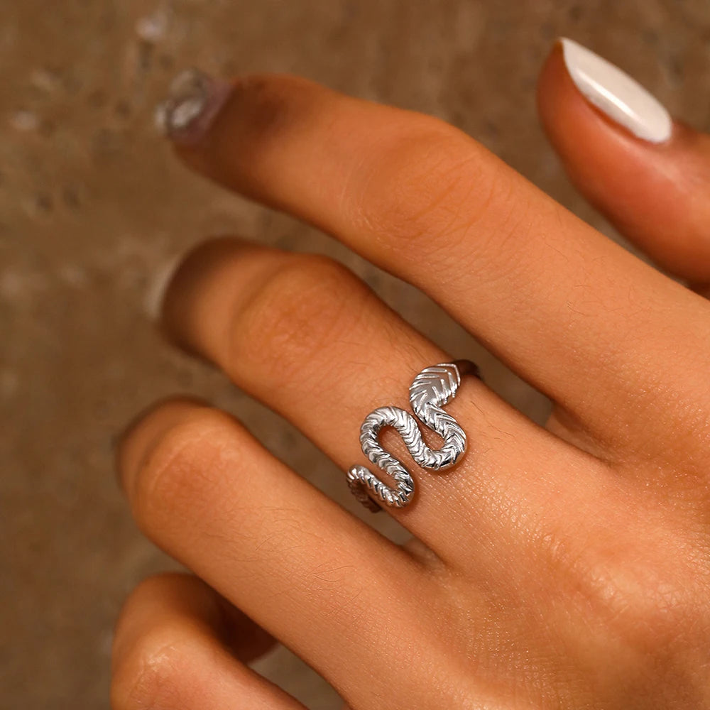 Bague serpent argenté acier inoxydable
