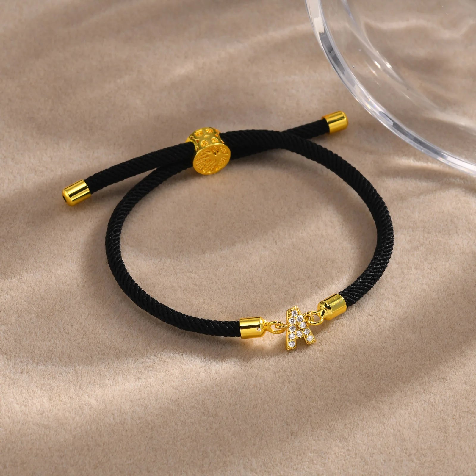 Bracelet arbre de vie prenom avec diamant et cordon noir